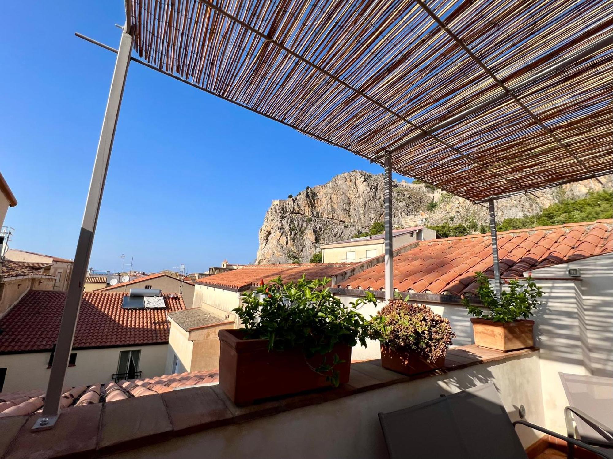 Cortile Umberto I Bed & Breakfast Cefalù Eksteriør bilde